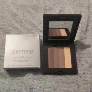 Laura Mercier Evolution of Colour Eyeshadow Quad - Brown and Cream